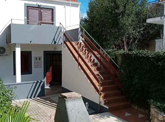 Kamenica Apartman *