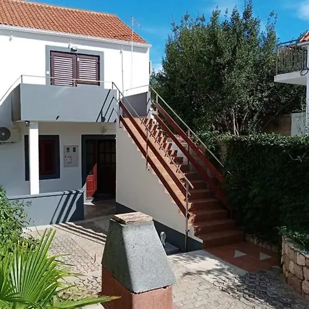 Kamenica Appartement *